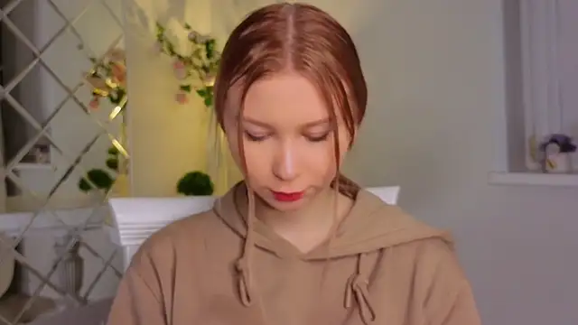 CorrieHighfield online show from December 16, 2025, 12:59 am