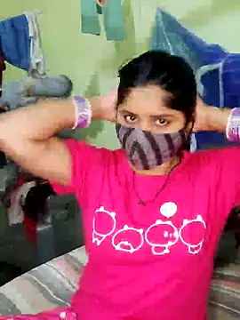 Snapshot of Cuple_masti72 chatting on December 18, 2025, 9:58 am Cuple masti72 online show from December 18, 2025, 9:58 am