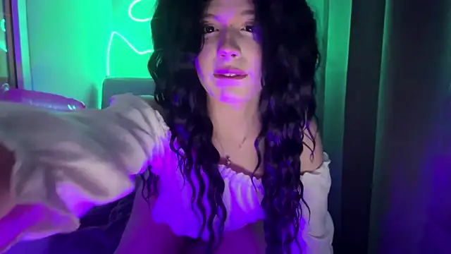 Ameliasiren online show from December 20, 2025, 5:54 am