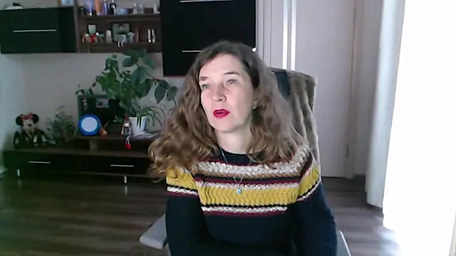 Snapshot of SofiaBoone chatting on February 3, 2026, 6:33 am SofiaBoone online show from February 3, 2026, 6:33 am