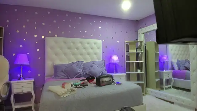 Snapshot of rousse_millers chatting on February 25, 2026, 1:55 pm rousse millers online show from February 25, 2026, 1:55 pm