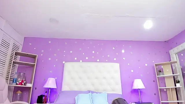 Snapshot of rousse_millers chatting on December 19, 2025, 12:07 pm rousse millers online show from December 19, 2025, 12:07 pm