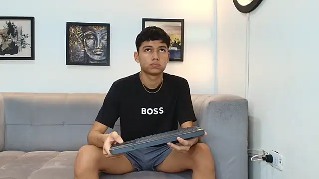 Snapshot of HORNY_PRETTY chatting on January 12, 2026, 7:20 pm HORNY PRETTY online show from January 12, 2026, 7:20 pm