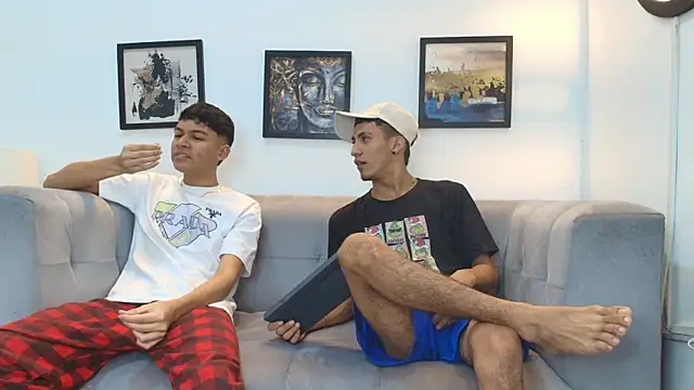 Snapshot of HORNY_PRETTY chatting on January 18, 2026, 7:28 pm HORNY PRETTY online show from January 18, 2026, 7:28 pm