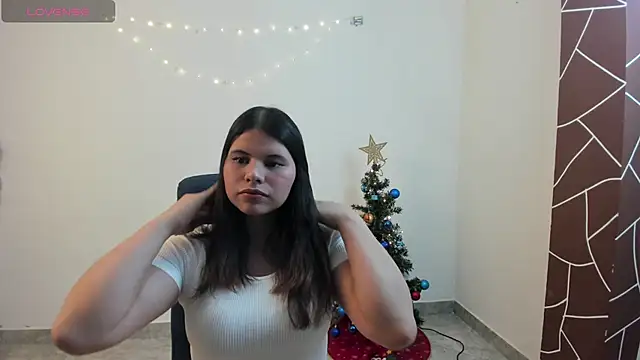 Snapshot of Naomi-Blaze chatting on December 15, 2025, 2:01 pm Naomi-Blaze online show from December 15, 2025, 2:01 pm