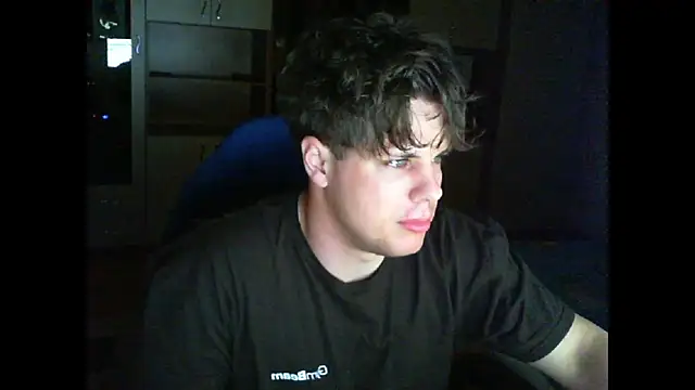 GymGuy0505 online show from March 26, 2026, 10:40 pm