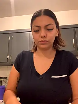 giny sexii online show from December 16, 2025, 7:12 am