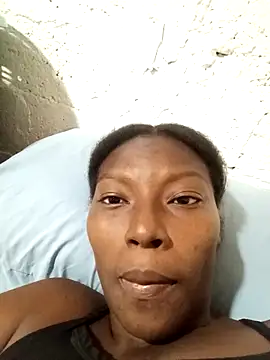 negritha28 online show from April 19, 2026, 1:28 am