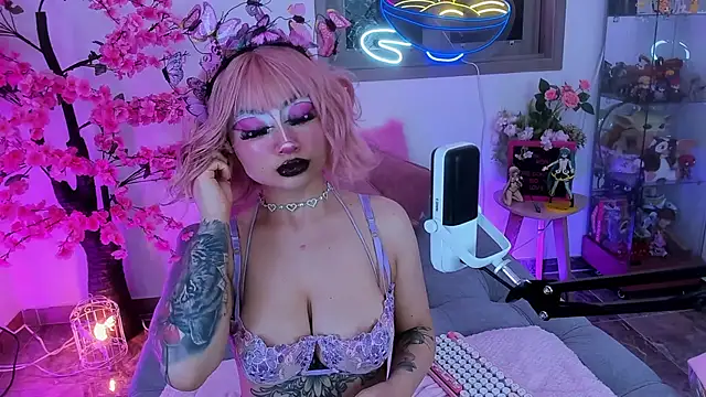 Hayami Lee online show from March 7, 2026, 2:51 am