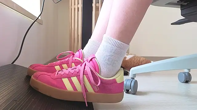 Feetbeth online show from March 6, 2026, 6:58 pm