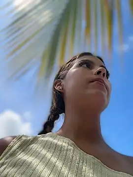 Snapshot of Valeria-escobar chatting on July 28, 2026, 3:21 pm Valeria-escobar online show from July 28, 2026, 3:21 pm