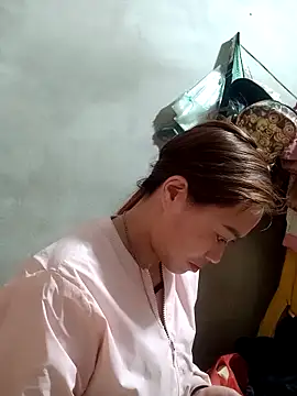 little-effy online show from March 20, 2026, 2:23 am