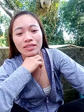 Snapshot of little-effy chatting on May 16, 2026, 1:59 am little-effy online show from May 16, 2026, 1:59 am
