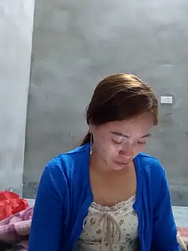 little-effy online show from December 18, 2025, 3:55 am