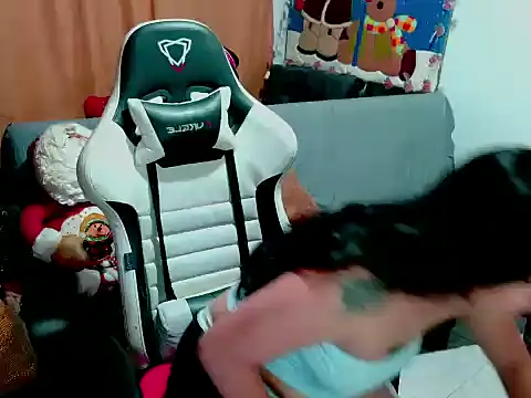 milk hot mafe online show from December 19, 2025, 3:54 am