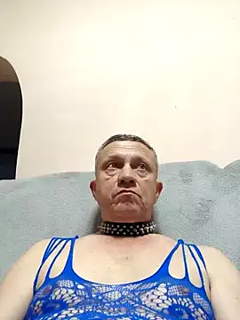 Sashabikros online show from April 8, 2026, 12:39 pm