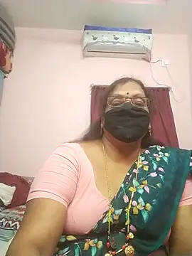 Snapshot of sarala_telugu chatting on July 27, 2026, 4:25 pm sarala telugu online show from July 27, 2026, 4:25 pm