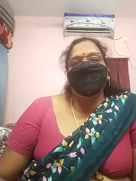 Snapshot of sarala_telugu chatting on July 25, 2026, 9:39 am sarala telugu online show from July 25, 2026, 9:39 am
