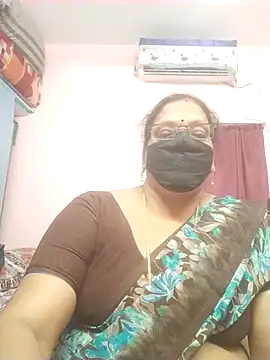 Snapshot of sarala_telugu chatting on August 3, 2026, 5:08 pm sarala telugu online show from August 3, 2026, 5:08 pm