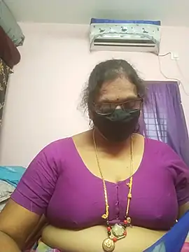 Snapshot of sarala_telugu chatting on July 20, 2026, 10:39 am sarala telugu online show from July 20, 2026, 10:39 am