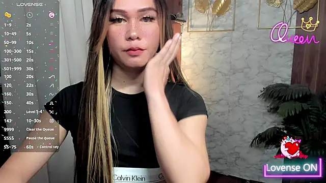 Snapshot of xSweet_Gigi chatting on February 3, 2026, 8:03 pm xSweet Gigi online show from February 3, 2026, 8:03 pm