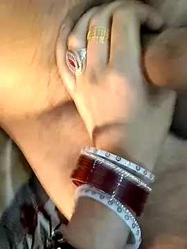 Snapshot of BEST-LOVER-1 chatting on January 7, 2026, 6:24 pm BEST-LOVER-1 online show from January 7, 2026, 6:24 pm