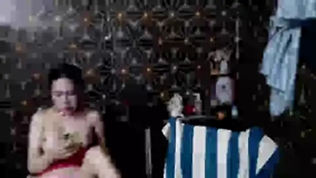 Snapshot of SadisticQueenTS chatting on December 18, 2025, 7:40 pm SadisticQueenTS online show from December 18, 2025, 7:40 pm