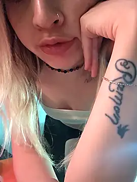 soylulita07 online show from February 3, 2026, 6:22 am