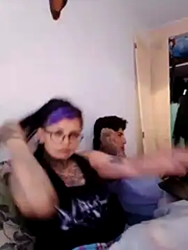 Snapshot of shadowofpleasure chatting on December 18, 2025, 11:36 am shadowofpleasure online show from December 18, 2025, 11:36 am