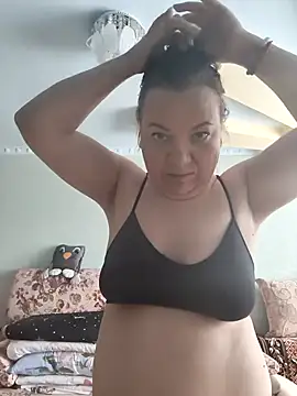 LimonLoveqw online show from January 7, 2026, 7:13 am