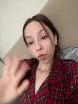 Emilllycutemurr online show from January 10, 2026, 12:00 pm