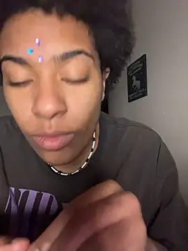 Snapshot of Bellaquitaa_lee chatting on March 2, 2026, 2:01 am Bellaquitaa lee online show from March 2, 2026, 2:01 am