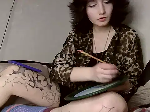 glissada online show from December 17, 2025, 6:02 pm