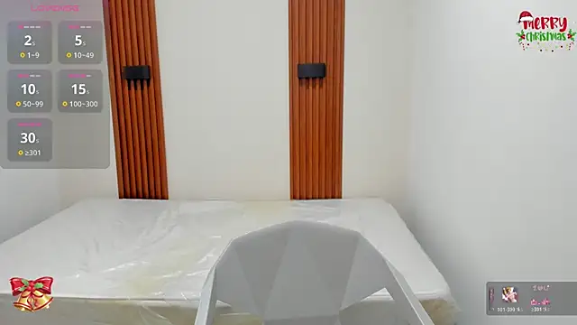 VivianOwen9 online show from December 19, 2025, 11:56 am