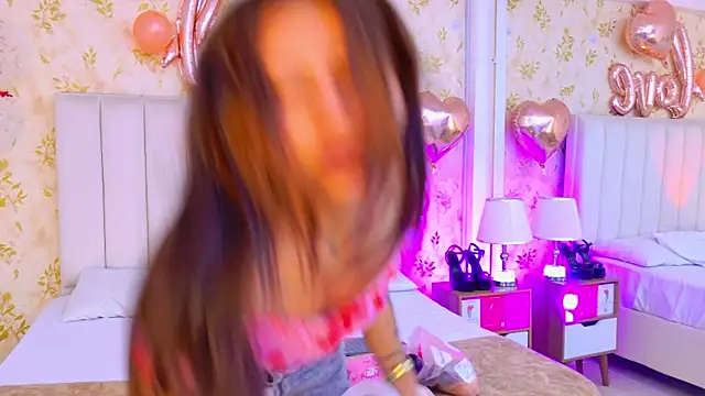 Celeste Clarke online show from February 11, 2026, 8:31 pm