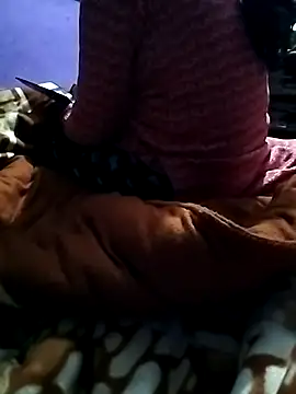 Sweet Couple 01 online show from December 18, 2025, 5:28 pm