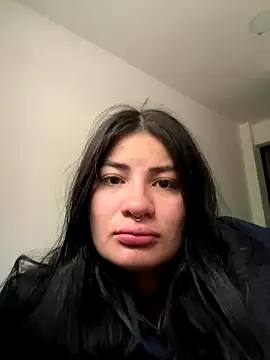 Snapshot of Lunaclarx chatting on December 16, 2025, 12:09 pm Lunaclarx online show from December 16, 2025, 12:09 pm