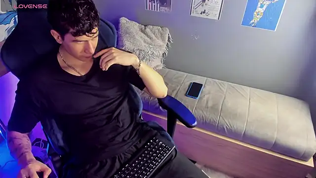 Criss Adams online show from January 11, 2026, 1:56 am