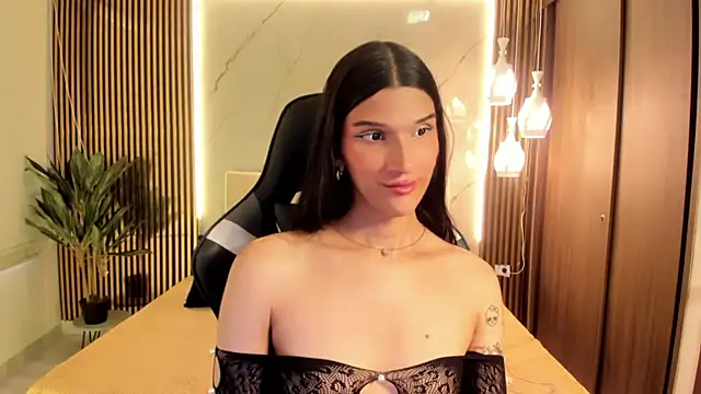 Snapshot of Bianca_baldwin_ chatting on December 16, 2025, 8:57 pm Bianca baldwin online show from December 16, 2025, 8:57 pm