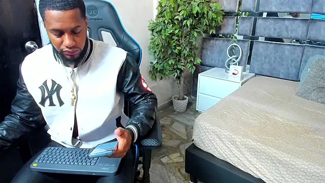 jay jhonson01 online show from March 3, 2026, 3:24 am