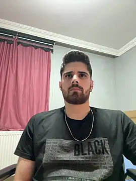 berke3424 online show from March 13, 2026, 12:15 am