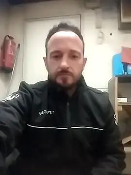 Tonybp84 online show from December 17, 2025, 2:49 am