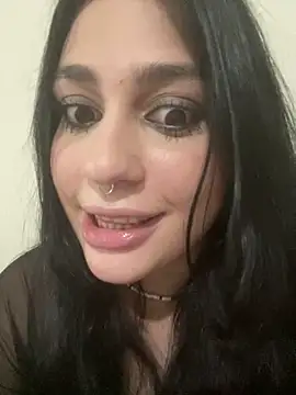 Snapshot of pudizinhaa_ chatting on February 8, 2026, 4:10 am pudizinhaa online show from February 8, 2026, 4:10 am