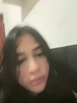 Snapshot of pudizinhaa_ chatting on January 19, 2026, 5:33 am pudizinhaa online show from January 19, 2026, 5:33 am