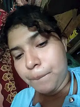 Snapshot of Rousse_uwu chatting on February 20, 2026, 6:54 pm Rousse uwu online show from February 20, 2026, 6:54 pm