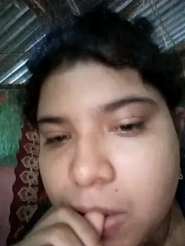 Rousse uwu online show from April 12, 2026, 1:25 pm