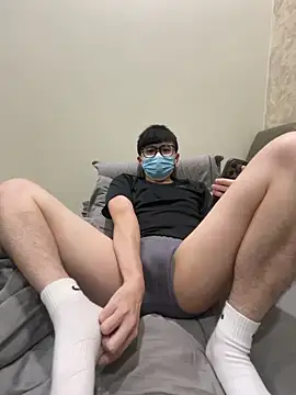 YourBoYyyyyyyy online show from April 9, 2026, 3:51 pm