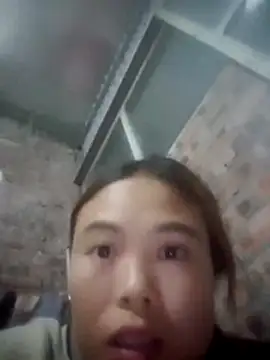 Snapshot of Salaal08 chatting on December 17, 2025, 10:31 am Salaal08 online show from December 17, 2025, 10:31 am