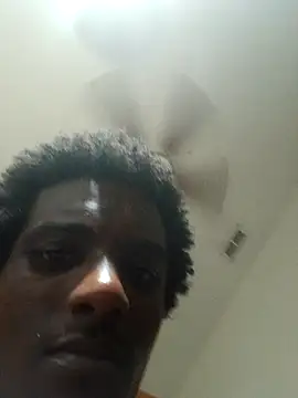 Teeskii  online show from December 18, 2025, 1:55 am