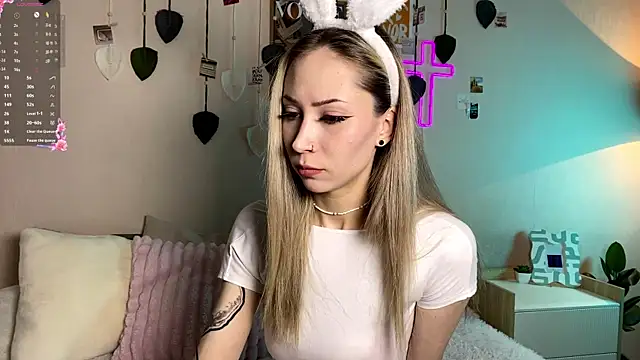 Snapshot of sun_under_skyy chatting on May 2, 2026, 3:45 am sun under skyy online show from May 2, 2026, 3:45 am